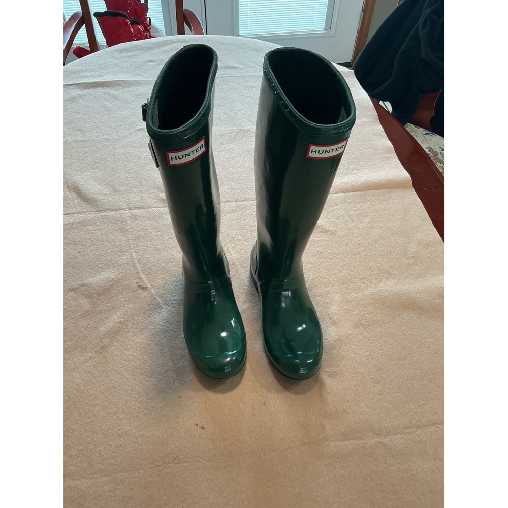 Hunter Rain Boots Womens 7 Green Excellent Glossy Tall Waterproof Wellies